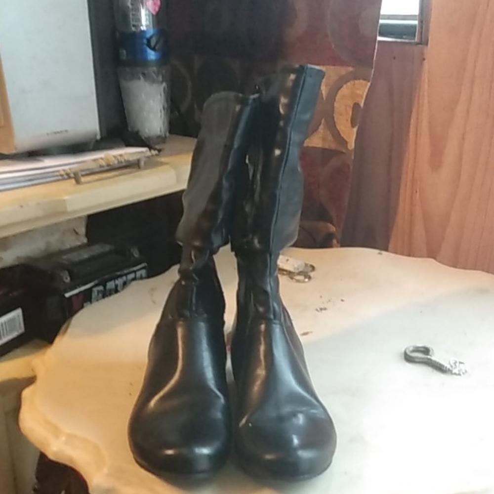 Boots - Picture 2 of 2